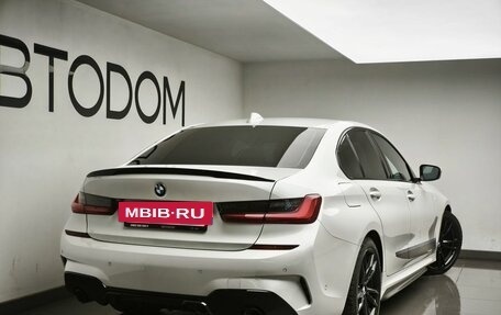 BMW 3 серия, 2019 год, 3 324 000 рублей, 3 фотография