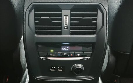 BMW 3 серия, 2019 год, 3 324 000 рублей, 16 фотография