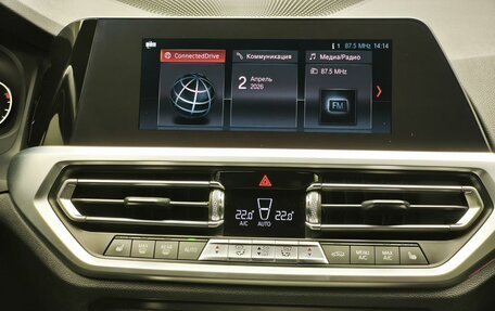 BMW 3 серия, 2019 год, 3 324 000 рублей, 18 фотография