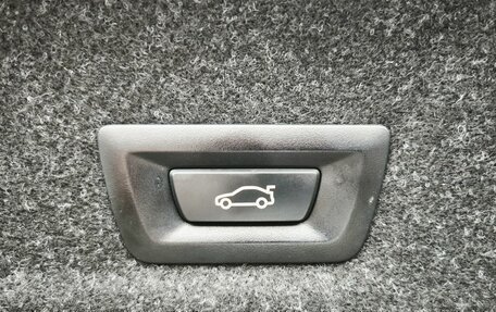 BMW 3 серия, 2019 год, 3 324 000 рублей, 23 фотография