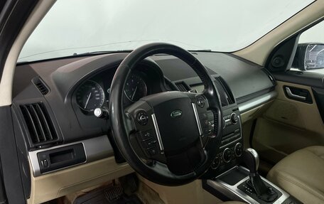 Land Rover Freelander II рестайлинг 2, 2012 год, 1 719 000 рублей, 10 фотография