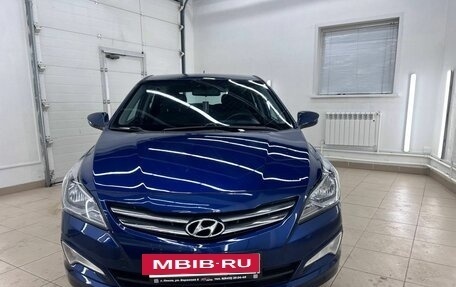 Hyundai Solaris II рестайлинг, 2015 год, 998 000 рублей, 2 фотография