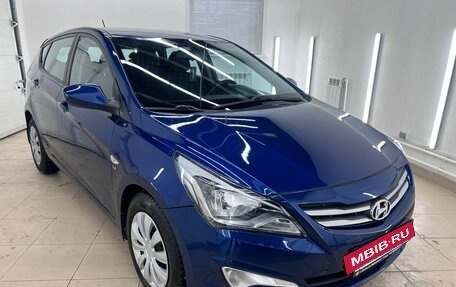 Hyundai Solaris II рестайлинг, 2015 год, 998 000 рублей, 3 фотография