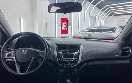 Hyundai Solaris II рестайлинг, 2015 год, 998 000 рублей, 15 фотография