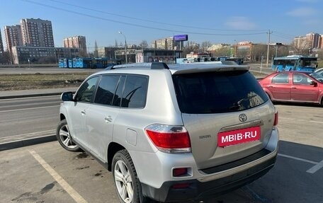 Toyota Highlander III, 2012 год, 2 300 000 рублей, 5 фотография