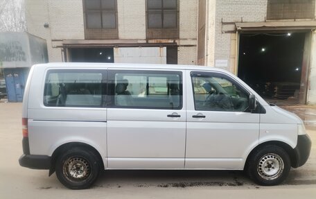 Volkswagen Caravelle T5, 2009 год, 1 500 000 рублей, 8 фотография