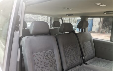Volkswagen Caravelle T5, 2009 год, 1 500 000 рублей, 11 фотография