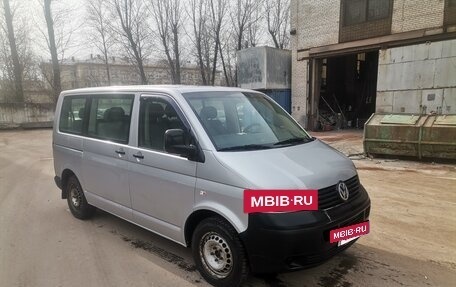 Volkswagen Caravelle T5, 2009 год, 1 500 000 рублей, 4 фотография