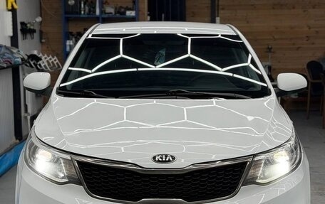 KIA Rio III рестайлинг, 2016 год, 840 000 рублей, 2 фотография