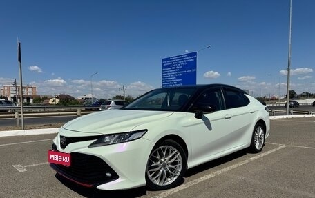 Toyota Camry, 2019 год, 1 850 000 рублей, 4 фотография