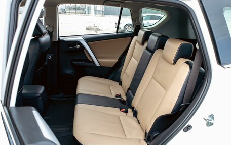 Toyota RAV4, 2019 год, 2 195 000 рублей, 16 фотография