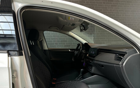 Skoda Rapid II, 2022 год, 1 700 000 рублей, 10 фотография