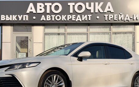 Toyota Camry, 2021 год, 3 080 000 рублей, 4 фотография