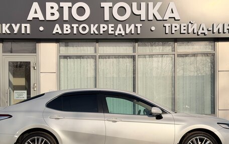 Toyota Camry, 2021 год, 3 080 000 рублей, 8 фотография