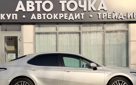 Toyota Camry, 2021 год, 3 080 000 рублей, 7 фотография