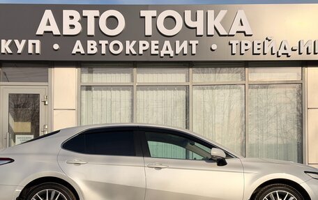 Toyota Camry, 2021 год, 3 080 000 рублей, 9 фотография