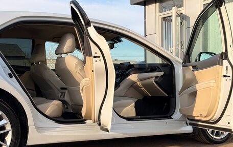 Toyota Camry, 2021 год, 3 080 000 рублей, 29 фотография