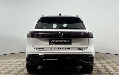 Volkswagen Tiguan, 2025 год, 4 859 900 рублей, 4 фотография
