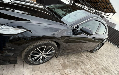 Toyota Camry, 2021 год, 3 650 000 рублей, 10 фотография