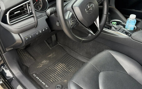 Toyota Camry, 2021 год, 3 650 000 рублей, 12 фотография