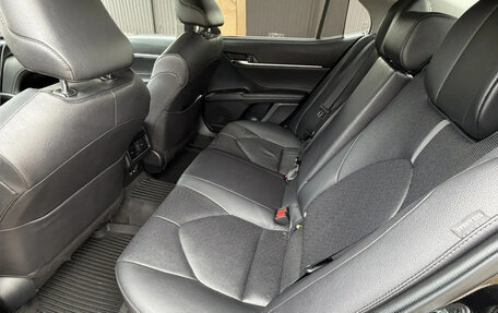 Toyota Camry, 2021 год, 3 650 000 рублей, 17 фотография