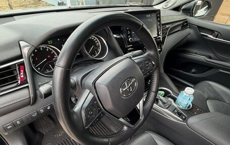 Toyota Camry, 2021 год, 3 650 000 рублей, 15 фотография