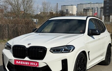 BMW X3 M, 2022 год, 9 000 000 рублей, 2 фотография