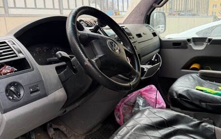 Volkswagen Transporter T5 рестайлинг, 2004 год, 450 000 рублей, 5 фотография