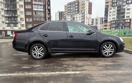 Volkswagen Jetta VI, 2009 год, 500 000 рублей, 2 фотография