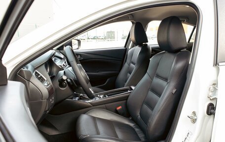 Mazda 6, 2018 год, 1 695 000 рублей, 11 фотография