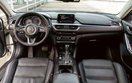 Mazda 6, 2018 год, 1 695 000 рублей, 16 фотография