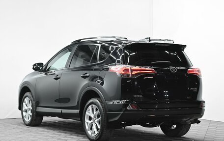 Toyota RAV4, 2019 год, 1 995 000 рублей, 3 фотография