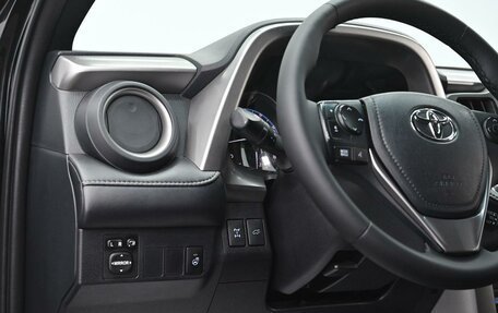 Toyota RAV4, 2019 год, 1 995 000 рублей, 9 фотография