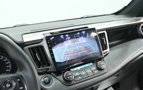 Toyota RAV4, 2019 год, 1 995 000 рублей, 13 фотография