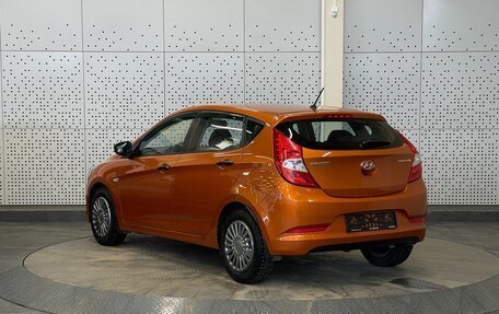 Hyundai Solaris II рестайлинг, 2014 год, 500 000 рублей, 2 фотография