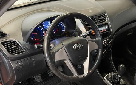 Hyundai Solaris II рестайлинг, 2014 год, 500 000 рублей, 13 фотография