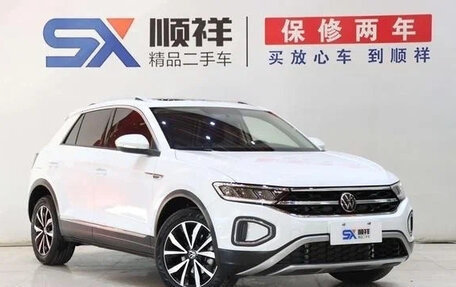 Volkswagen T-Roc I, 2022 год, 1 480 000 рублей, 3 фотография