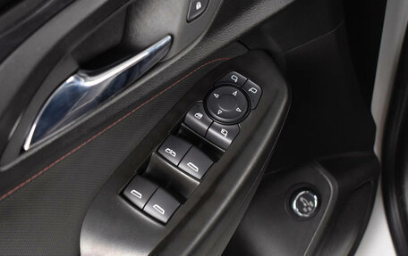 Chevrolet TrailBlazer, 2023 год, 1 750 000 рублей, 10 фотография