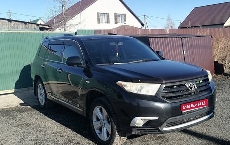 Toyota Highlander III, 2011 год, 2 300 000 рублей, 1 фотография