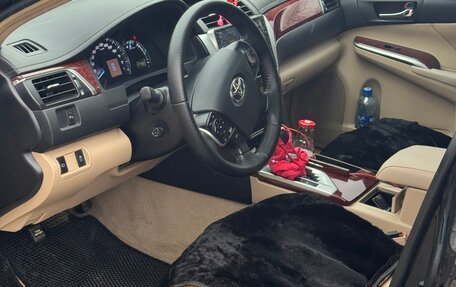 Toyota Camry, 2013 год, 2 050 000 рублей, 10 фотография