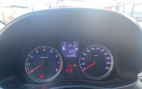 Hyundai Solaris II рестайлинг, 2016 год, 650 000 рублей, 9 фотография