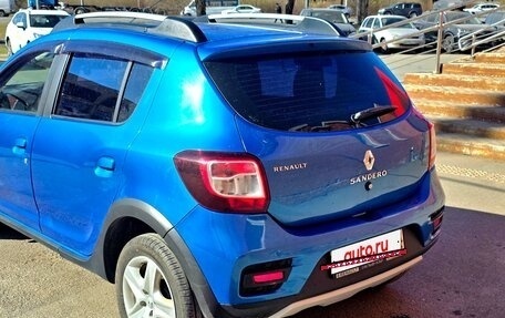 Renault Sandero II рестайлинг, 2015 год, 720 000 рублей, 2 фотография