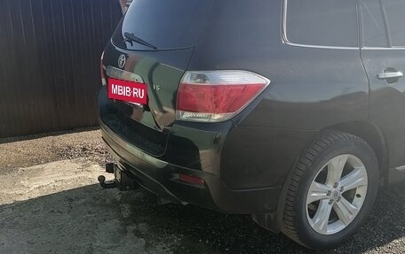 Toyota Highlander III, 2011 год, 2 300 000 рублей, 5 фотография