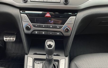 Hyundai Elantra VI рестайлинг, 2017 год, 1 362 000 рублей, 17 фотография