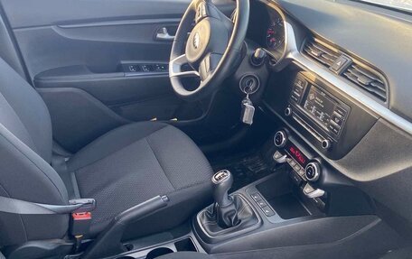 KIA Rio IV, 2021 год, 1 470 000 рублей, 6 фотография