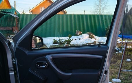 Renault Duster I рестайлинг, 2017 год, 1 250 000 рублей, 26 фотография