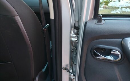 Renault Duster I рестайлинг, 2017 год, 1 250 000 рублей, 25 фотография