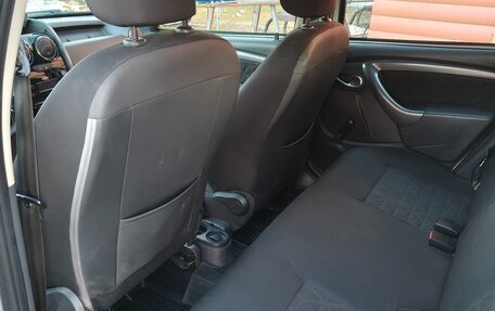 Renault Duster I рестайлинг, 2017 год, 1 250 000 рублей, 23 фотография