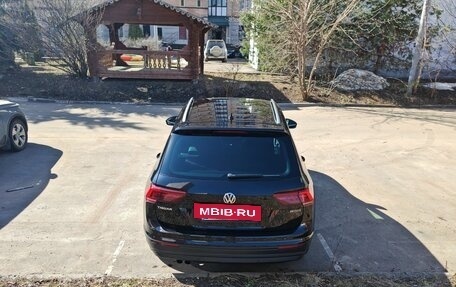 Volkswagen Tiguan II, 2018 год, 3 050 000 рублей, 6 фотография