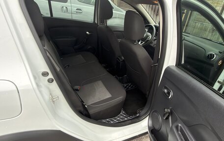 Renault Sandero II рестайлинг, 2019 год, 1 200 000 рублей, 15 фотография